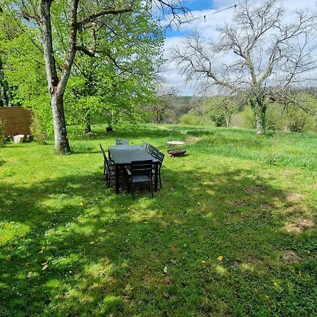 Dom wakacyjny Les Juliannes - La Pierre Etoilee Piscine Jardin Paulinet