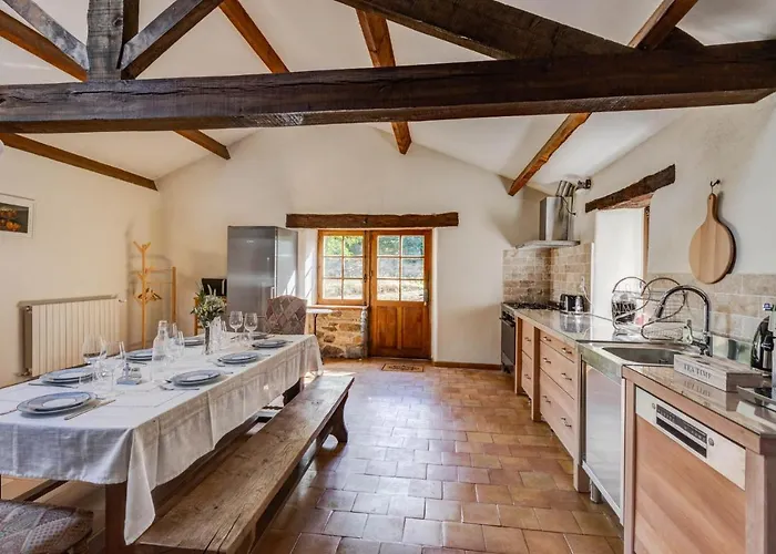 Σπίτι διακοπών Les Juliannes - La Pierre Etoilee Piscine Jardin