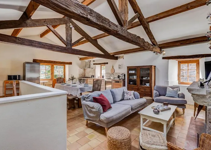 Les Juliannes - La Pierre Etoilee Piscine Jardin Σπίτι διακοπών Paulinet