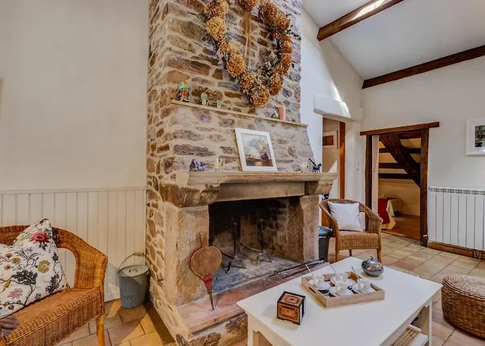 Σπίτι διακοπών Les Juliannes - La Pierre Etoilee Piscine Jardin Paulinet